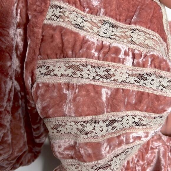 NEW! Free People Truly Yours Crushed Velvet Top Size XS - Picture 5 of 10